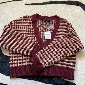 Women’s chunky knitted cardigan